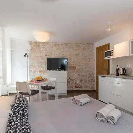 Pisinium * Rovinj