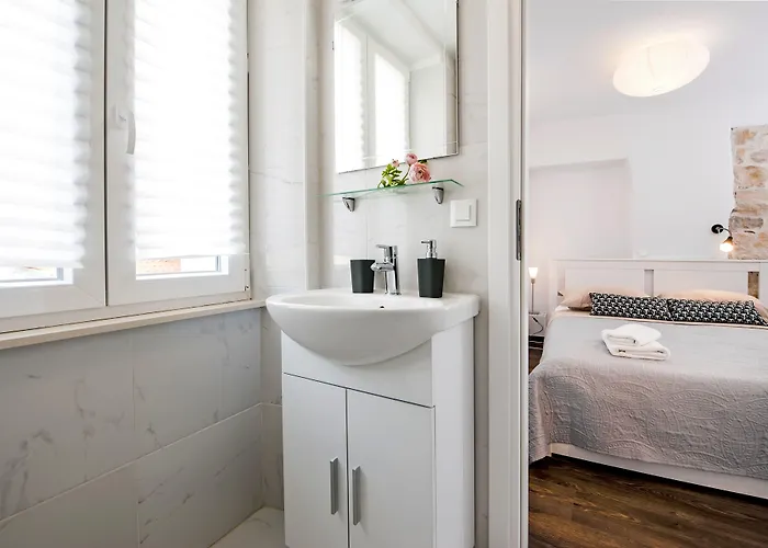 Pisinium 아파트 *