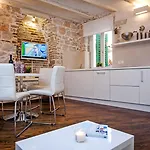 Pisinium Rovinj