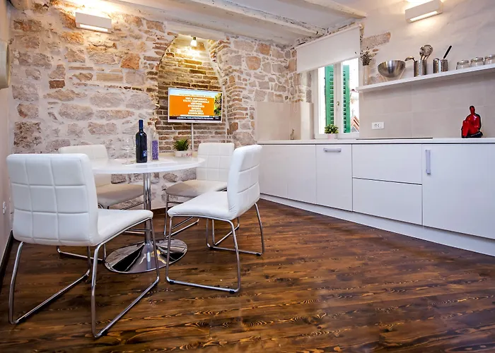 Διαμέρισμα Pisinium Ρόβινι